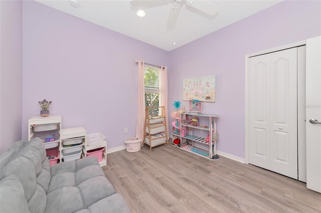 Active With Contract: $439,000 (3 beds, 2 baths, 1744 Square Feet)