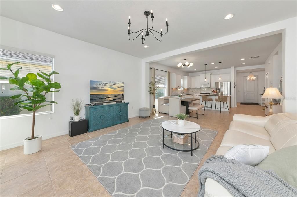 Active With Contract: $439,000 (3 beds, 2 baths, 1744 Square Feet)