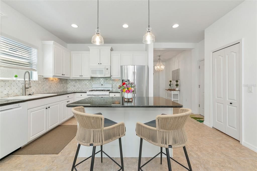 Active With Contract: $439,000 (3 beds, 2 baths, 1744 Square Feet)