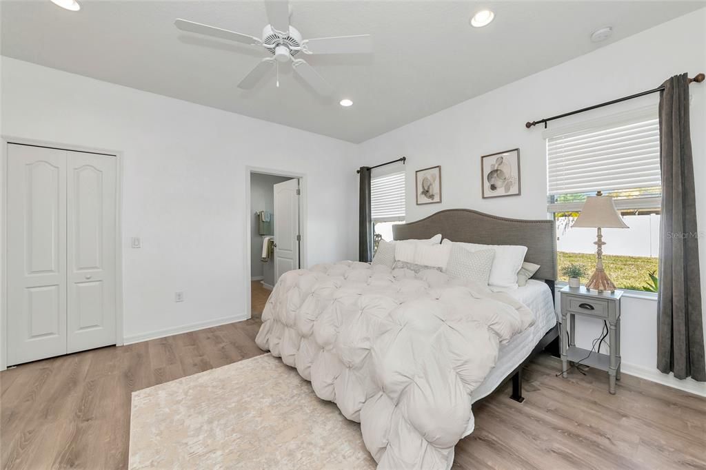 Active With Contract: $439,000 (3 beds, 2 baths, 1744 Square Feet)