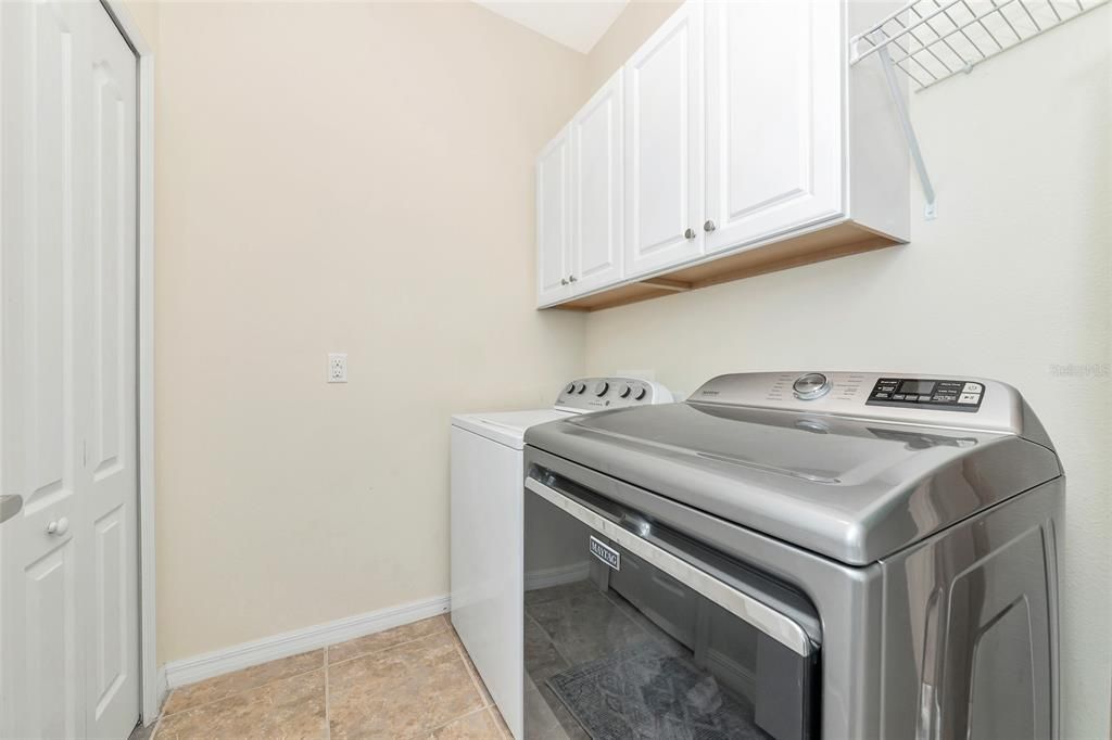 Active With Contract: $439,000 (3 beds, 2 baths, 1744 Square Feet)