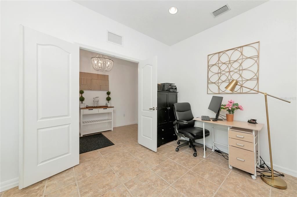 Active With Contract: $439,000 (3 beds, 2 baths, 1744 Square Feet)