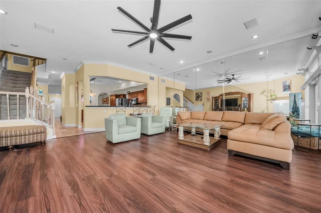 待售: $649,900 (4 贝兹, 2 浴室, 3633 平方英尺)