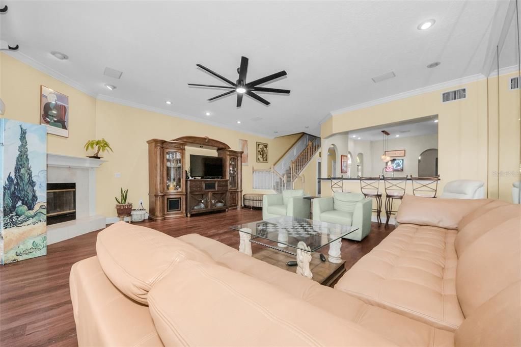 待售: $649,900 (4 贝兹, 2 浴室, 3633 平方英尺)