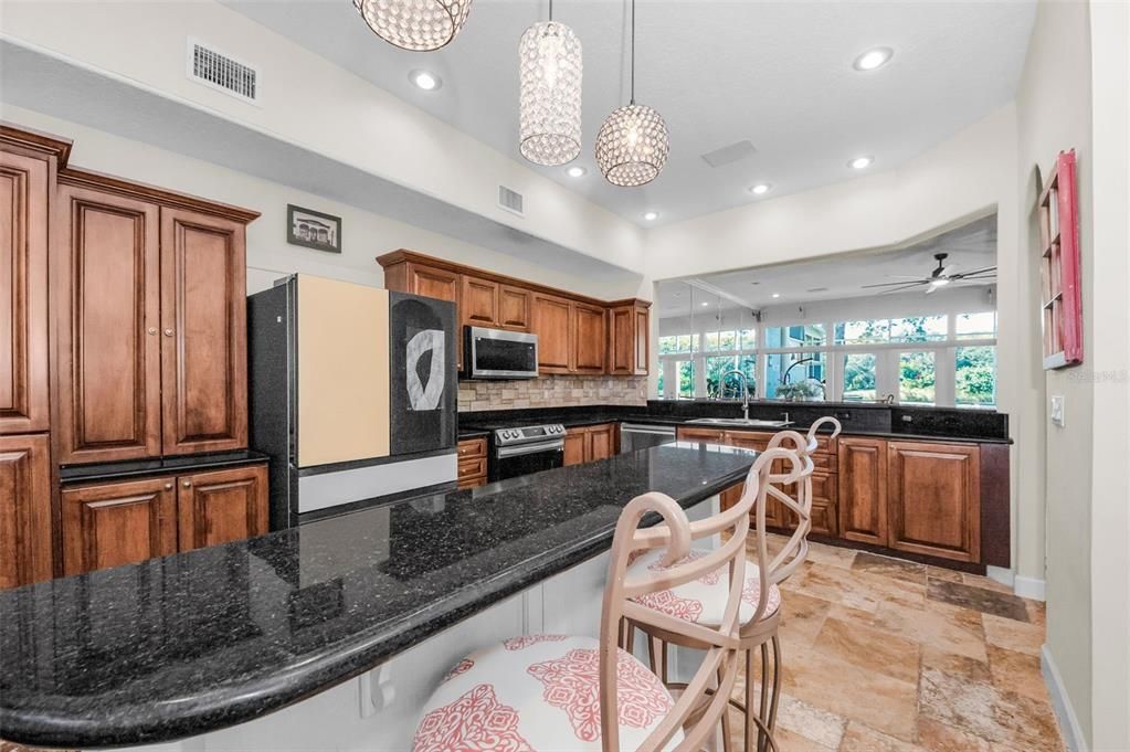 待售: $649,900 (4 贝兹, 2 浴室, 3633 平方英尺)