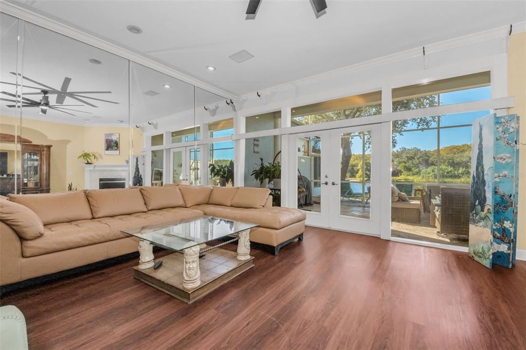 待售: $649,900 (4 贝兹, 2 浴室, 3633 平方英尺)