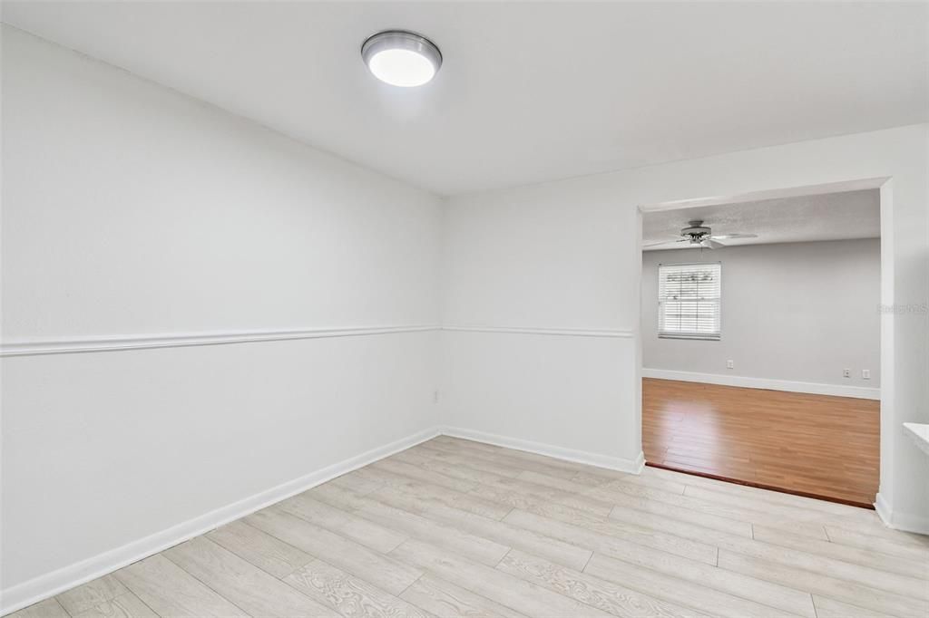 For Sale: $389,900 (5 beds, 3 baths, 1912 Square Feet)