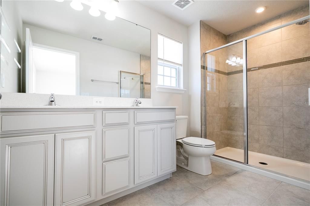 待售: $440,000 (3 贝兹, 2 浴室, 1714 平方英尺)