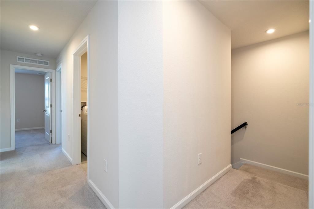 待售: $440,000 (3 贝兹, 2 浴室, 1714 平方英尺)