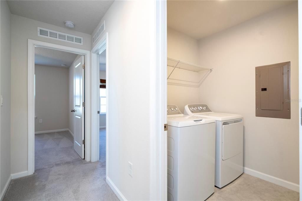 待售: $440,000 (3 贝兹, 2 浴室, 1714 平方英尺)