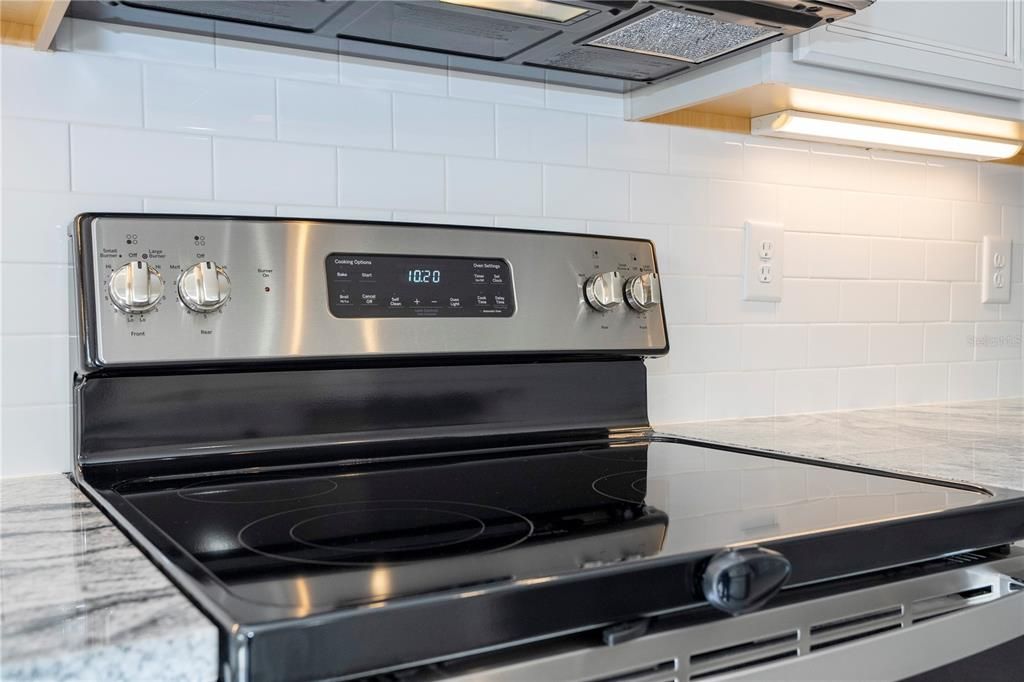 待售: $440,000 (3 贝兹, 2 浴室, 1714 平方英尺)