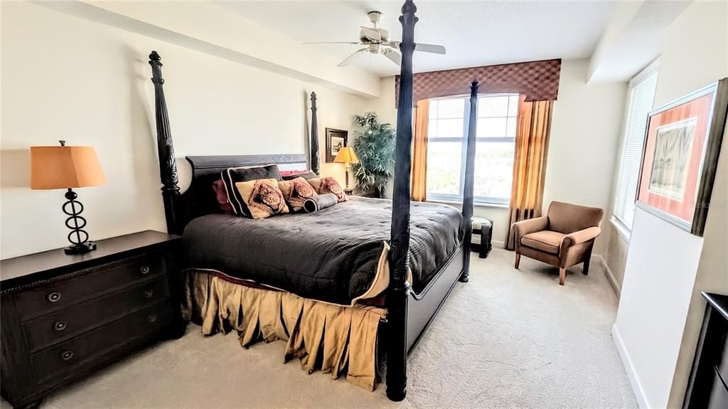 For Rent: $2,900 (2 beds, 2 baths, 1180 Square Feet)