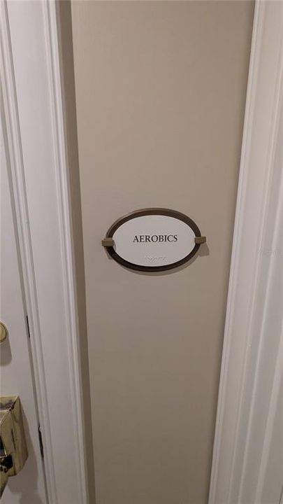 For Rent: $2,900 (2 beds, 2 baths, 1180 Square Feet)