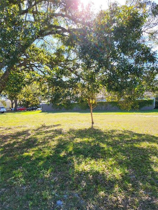 For Sale: $798,000 (0.40 acres)