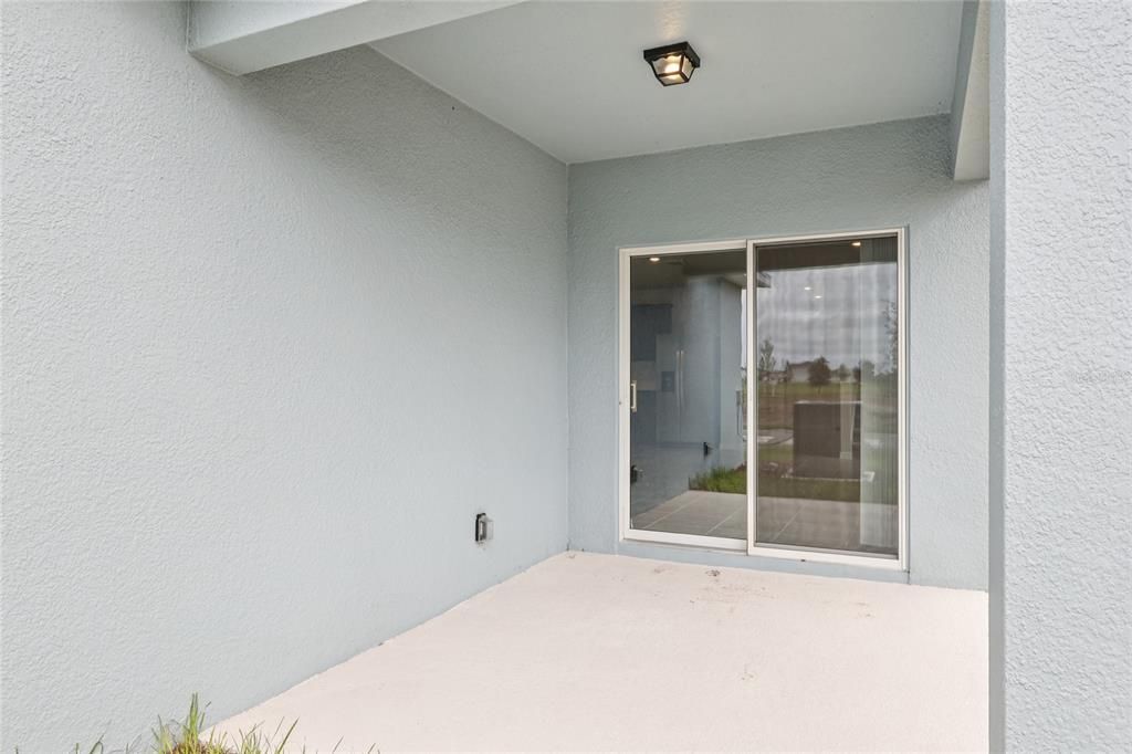 出租: $2,290 (4 贝兹, 3 浴室, 2341 平方英尺)