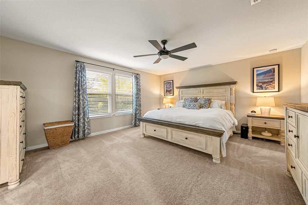 待售: $495,000 (5 贝兹, 3 浴室, 2420 平方英尺)