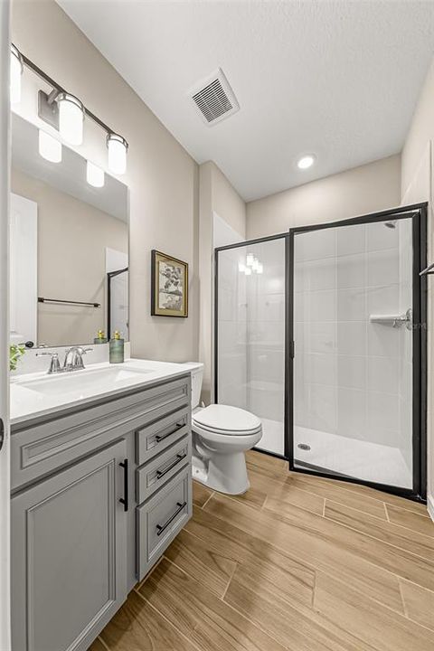 待售: $495,000 (5 贝兹, 3 浴室, 2420 平方英尺)