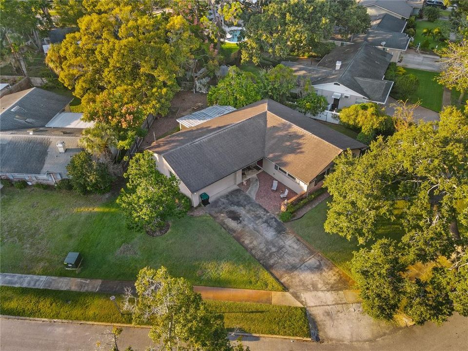 Active With Contract: $439,000 (3 beds, 2 baths, 1661 Square Feet)