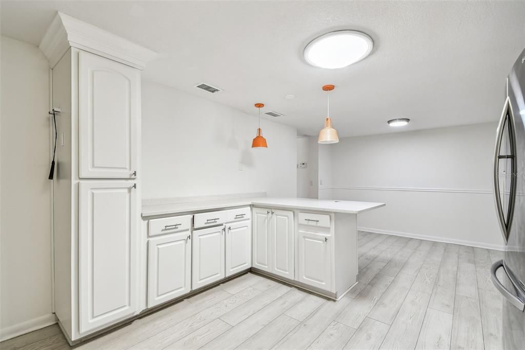 For Sale: $389,900 (0 beds, 0 baths, 1912 Square Feet)