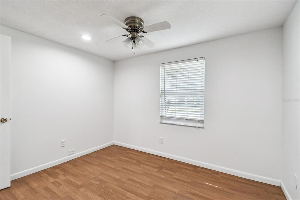 For Sale: $389,900 (0 beds, 0 baths, 1912 Square Feet)