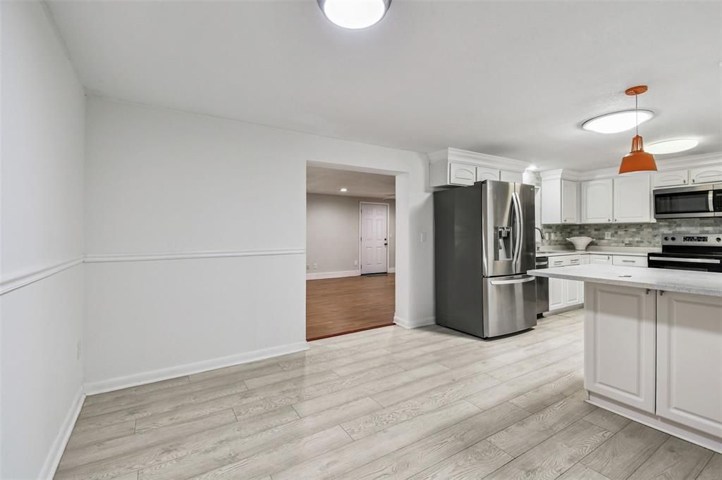 For Sale: $389,900 (0 beds, 0 baths, 1912 Square Feet)