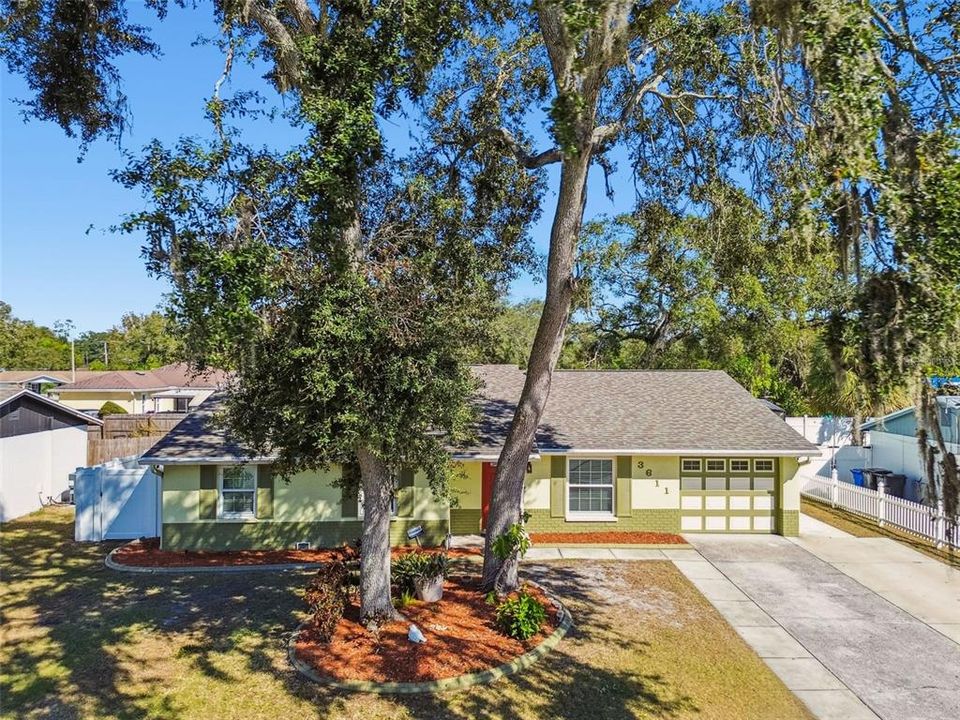 For Sale: $389,900 (0 beds, 0 baths, 1912 Square Feet)