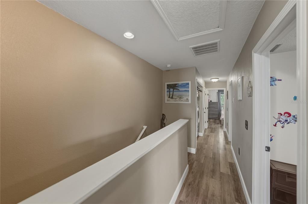 待售: $290,000 (3 贝兹, 2 浴室, 1640 平方英尺)