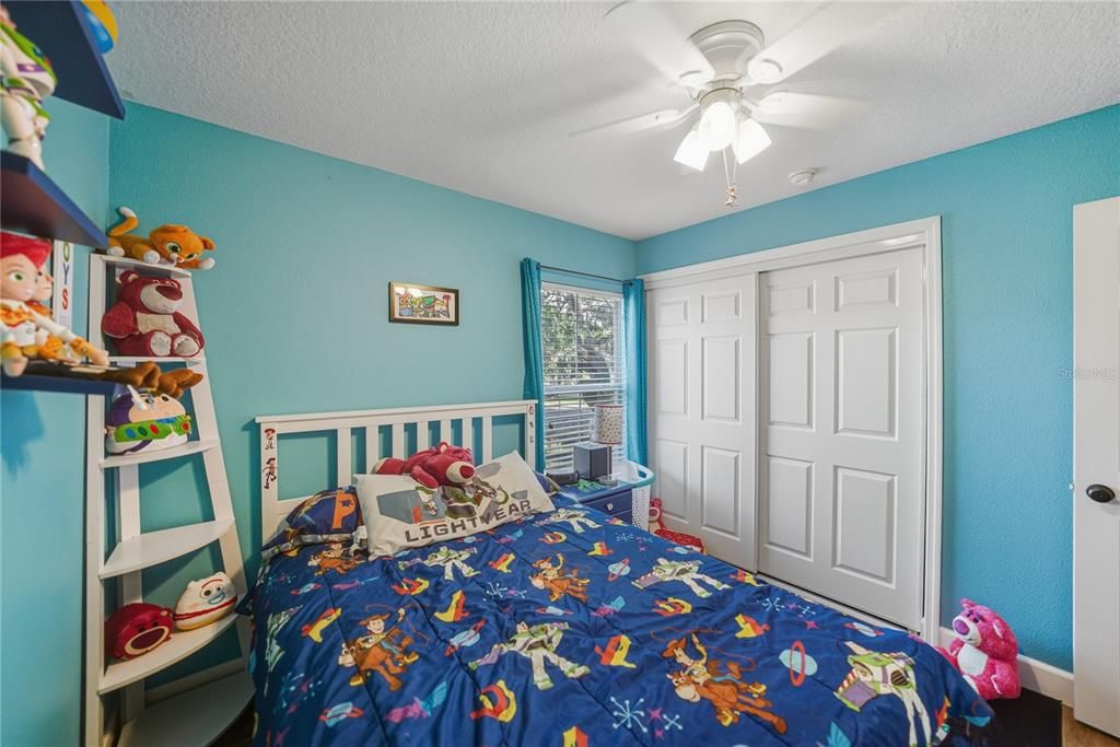 待售: $290,000 (3 贝兹, 2 浴室, 1640 平方英尺)