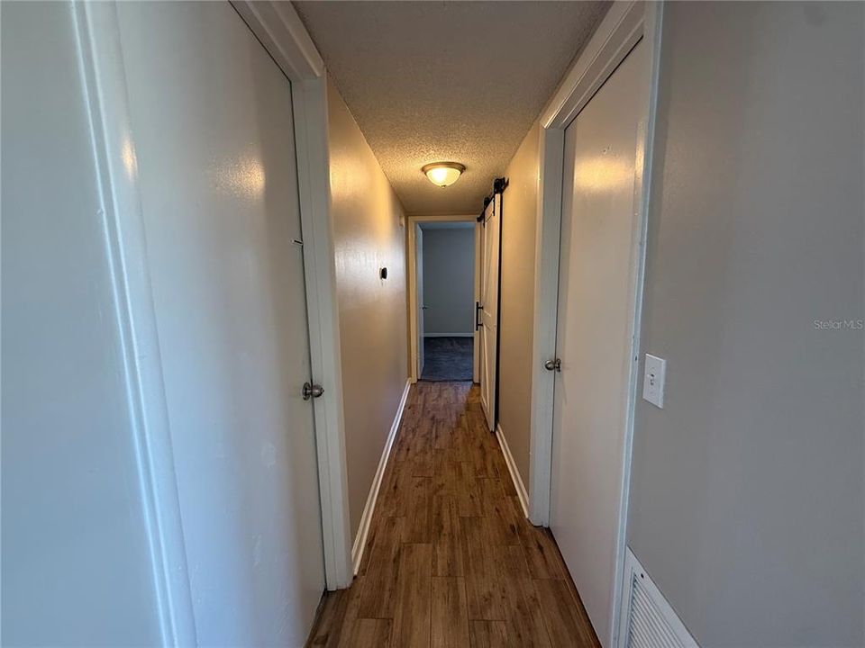 待售: $515,000 (4 贝兹, 3 浴室, 2400 平方英尺)