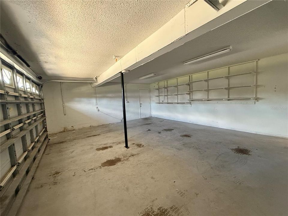 待售: $515,000 (4 贝兹, 3 浴室, 2400 平方英尺)