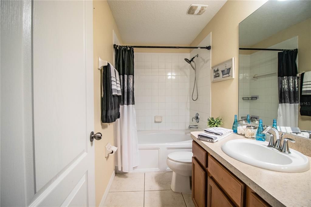 В аренду: $1,550 (2 спален, 2 ванн, 1496 Квадратных фут)