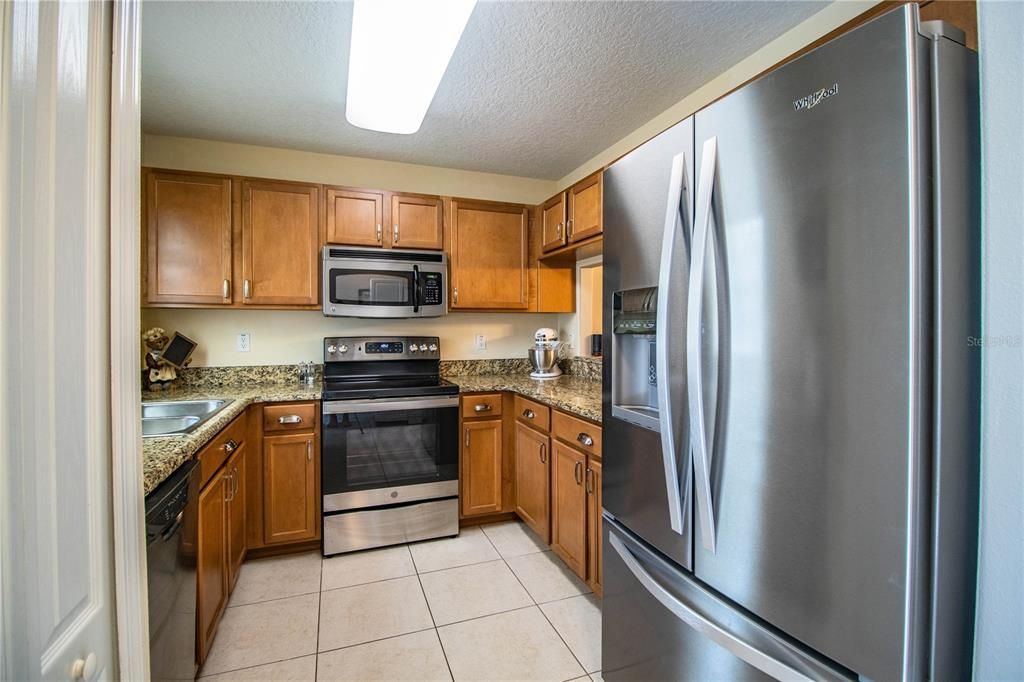 В аренду: $1,550 (2 спален, 2 ванн, 1496 Квадратных фут)