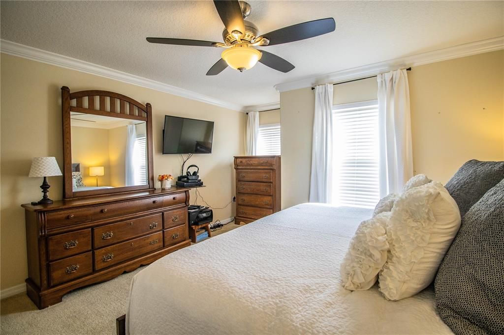 В аренду: $1,550 (2 спален, 2 ванн, 1496 Квадратных фут)