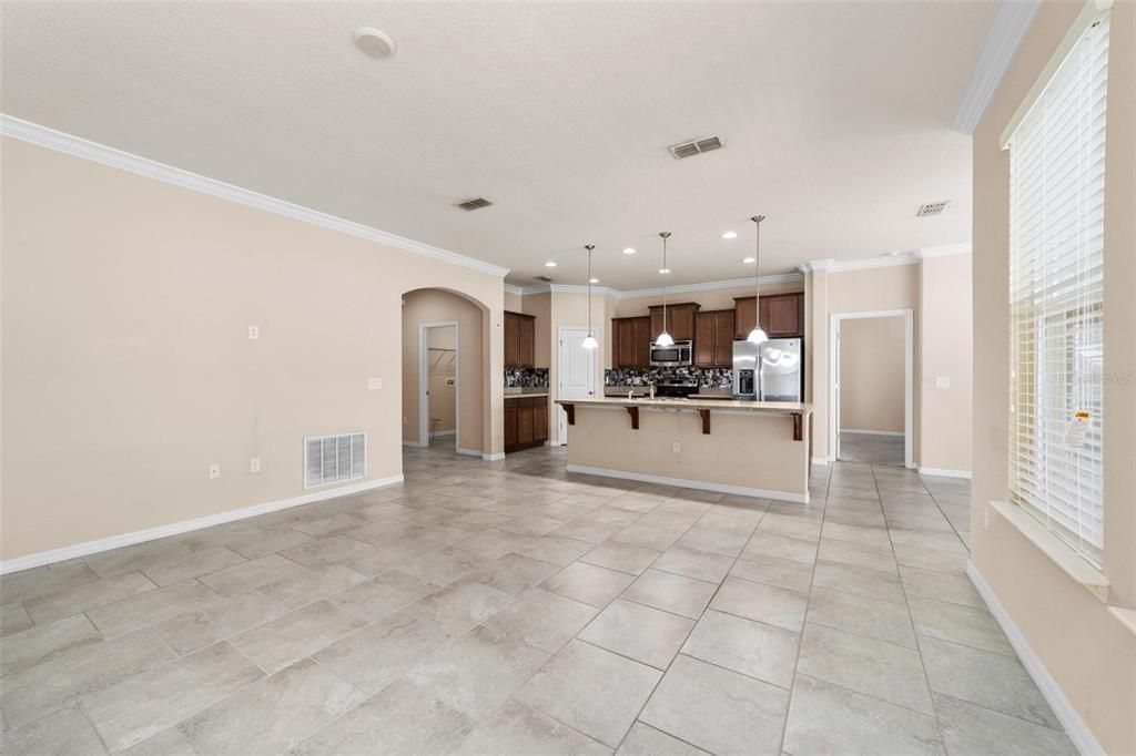 В аренду: $2,650 (4 спален, 3 ванн, 2097 Квадратных фут)