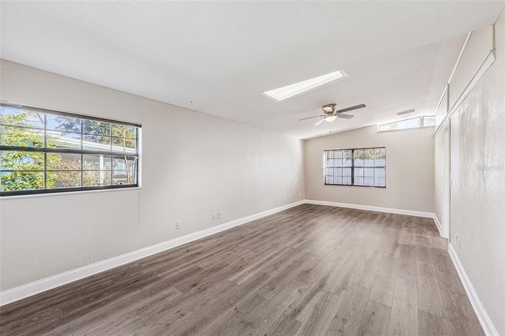 На продажу: $375,000 (3 спален, 2 ванн, 2030 Квадратных фут)