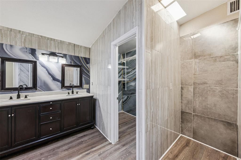 На продажу: $375,000 (3 спален, 2 ванн, 2030 Квадратных фут)