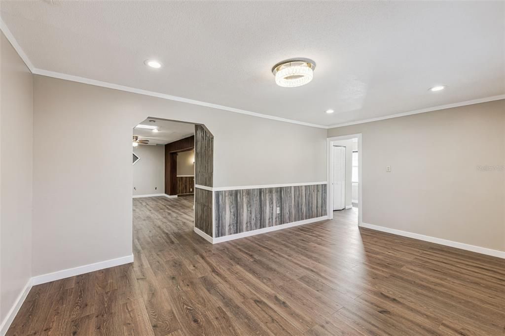 На продажу: $375,000 (3 спален, 2 ванн, 2030 Квадратных фут)