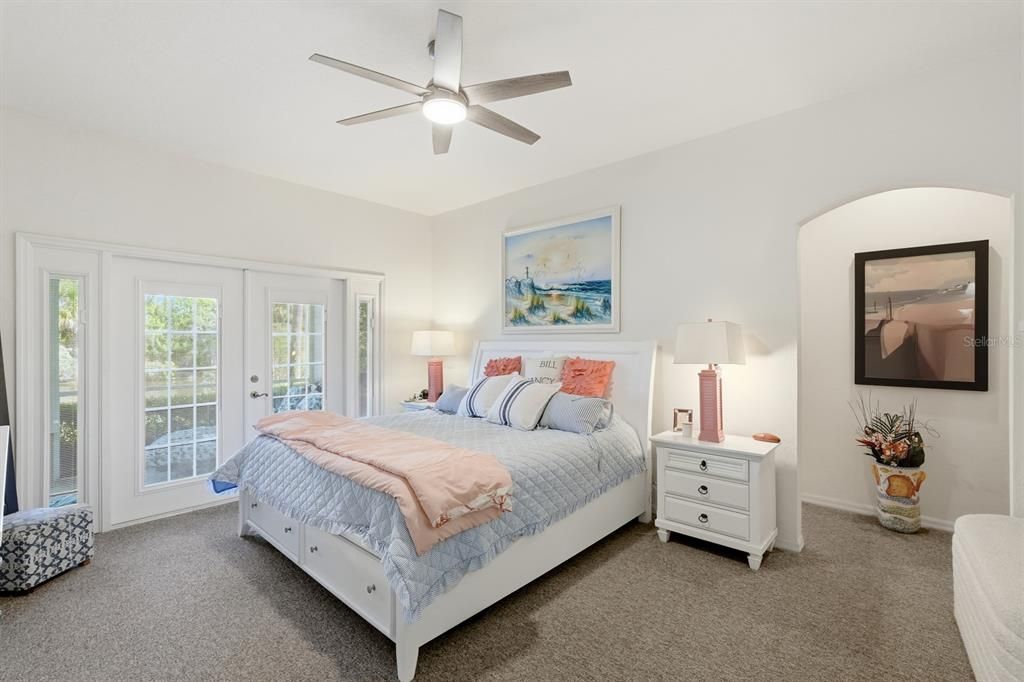 For Sale: $525,000 (2 beds, 2 baths, 1837 Square Feet)