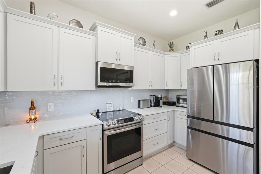 For Sale: $525,000 (2 beds, 2 baths, 1837 Square Feet)
