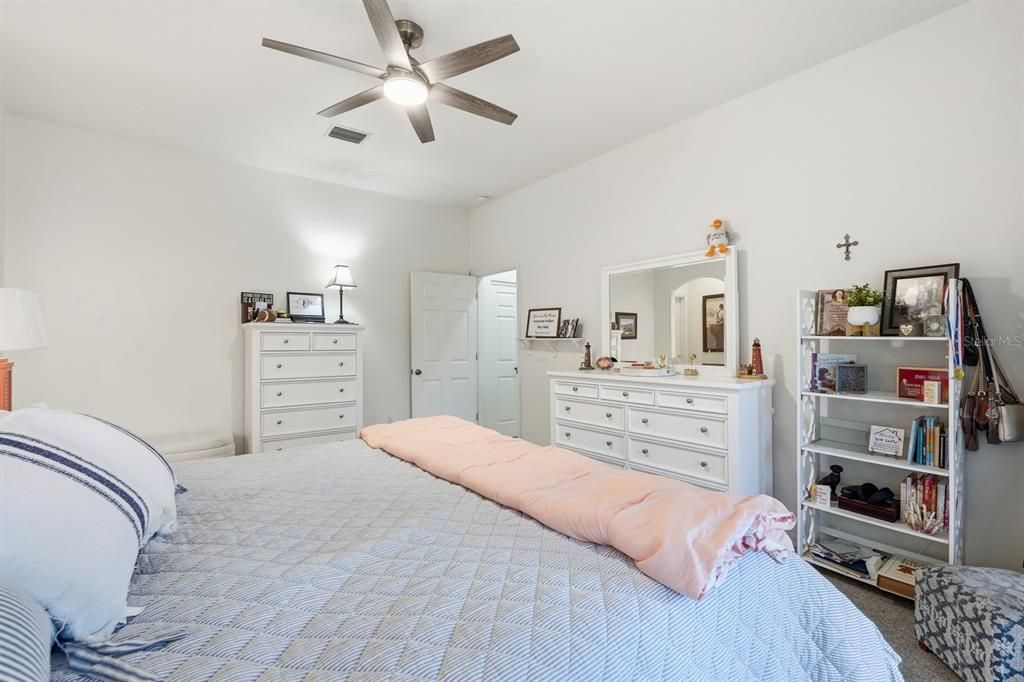 For Sale: $525,000 (2 beds, 2 baths, 1837 Square Feet)