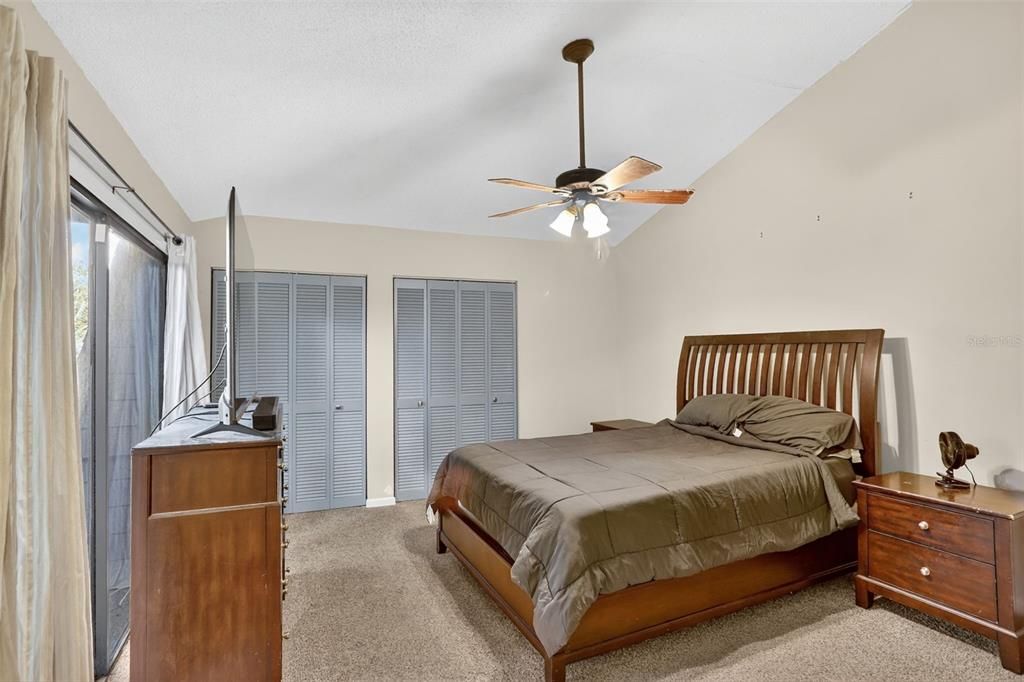 Active With Contract: $230,000 (2 beds, 2 baths, 1234 Square Feet)