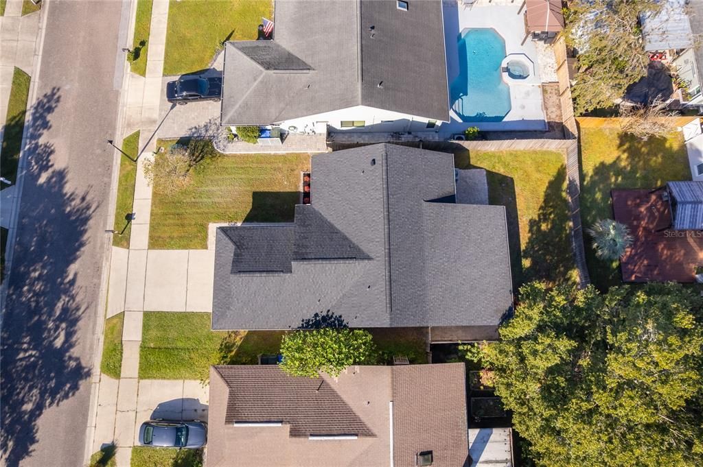 合同活跃: $364,900 (3 贝兹, 2 浴室, 1274 平方英尺)