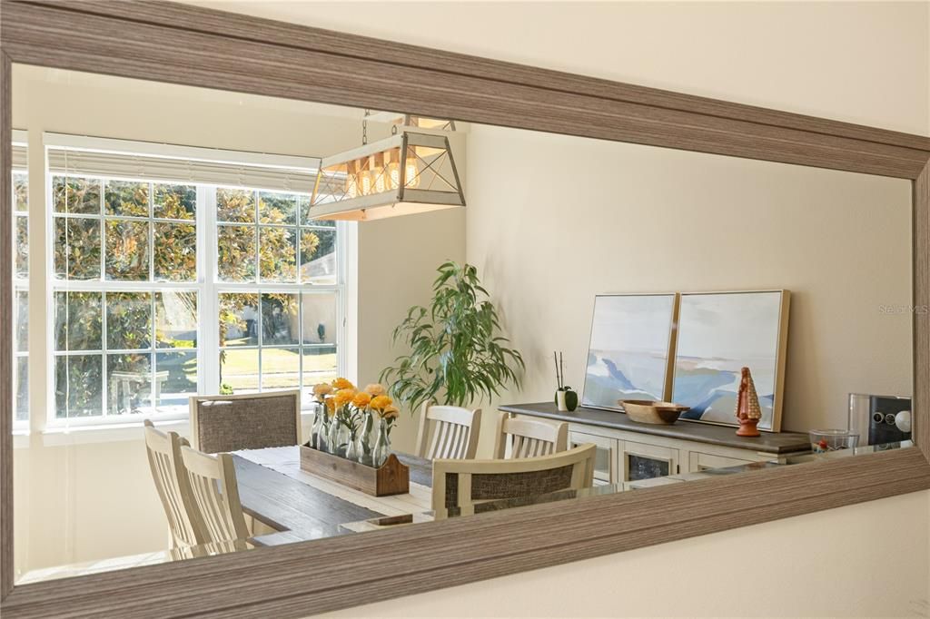 En Venta: $535,000 (5 camas, 3 baños, 2550 Pies cuadrados)