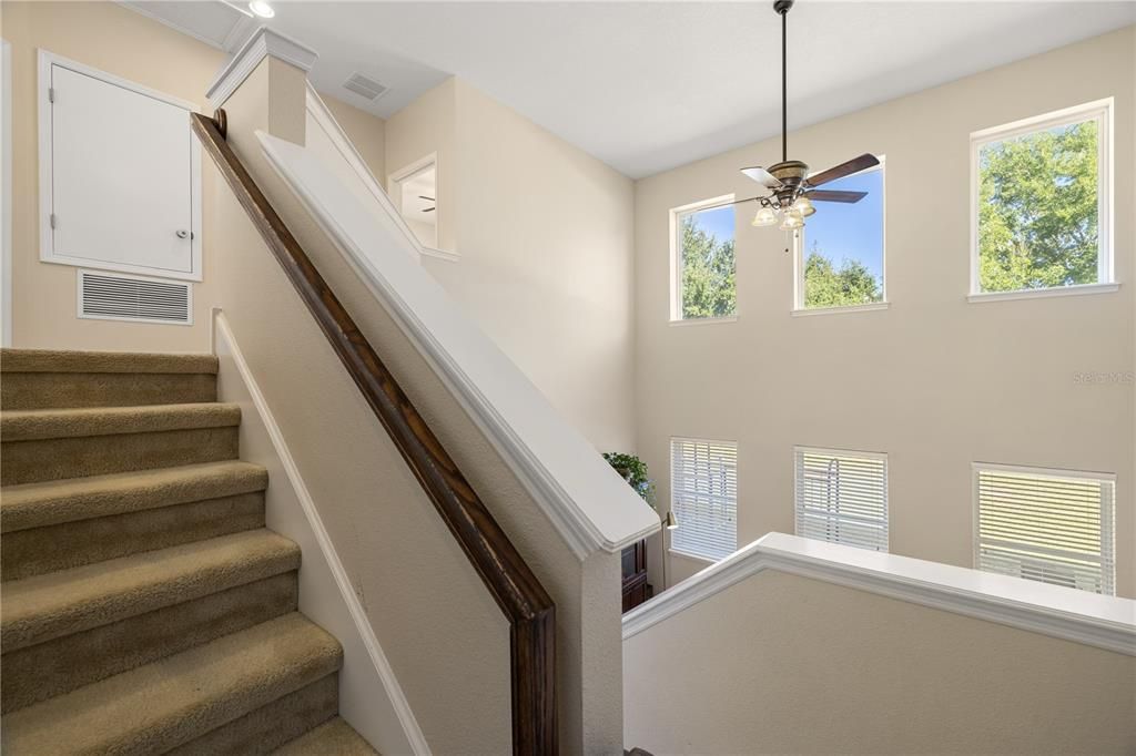 En Venta: $535,000 (5 camas, 3 baños, 2550 Pies cuadrados)