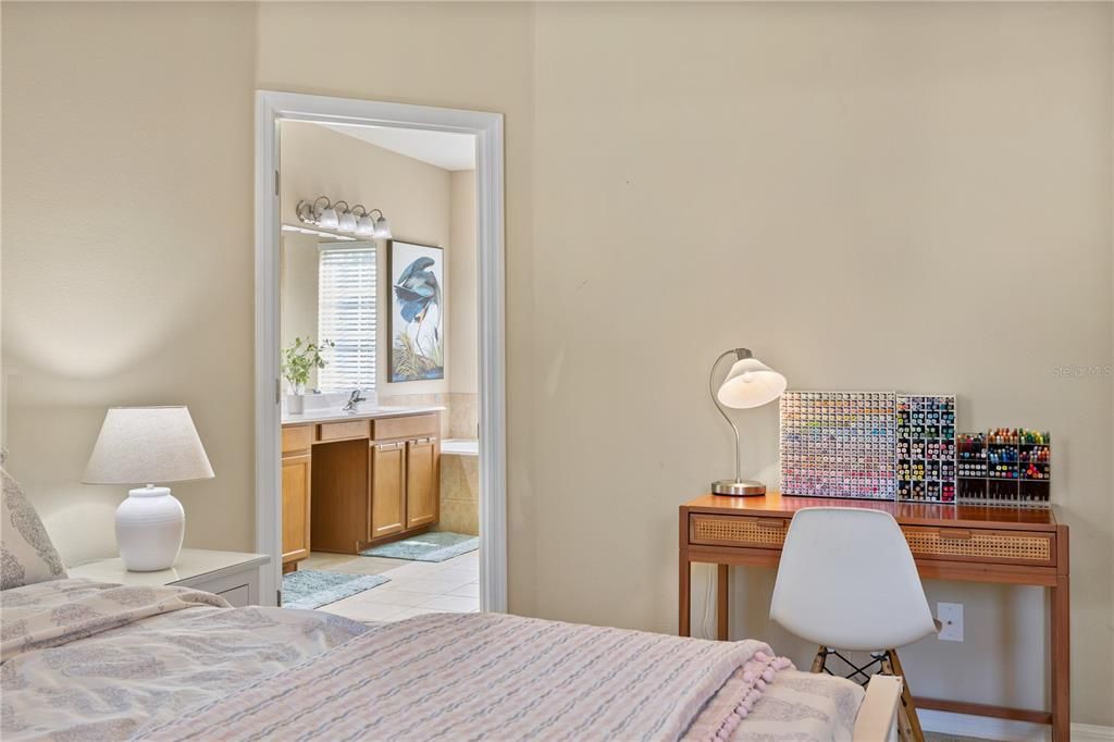 En Venta: $535,000 (5 camas, 3 baños, 2550 Pies cuadrados)