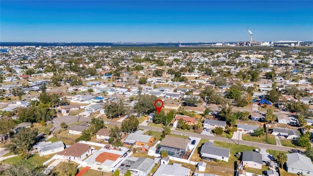 В аренду: $2,400 (2 спален, 2 ванн, 880 Квадратных фут)