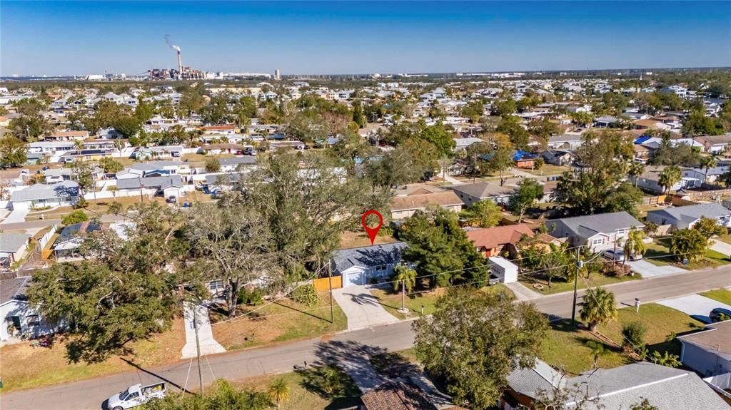 В аренду: $2,400 (2 спален, 2 ванн, 880 Квадратных фут)