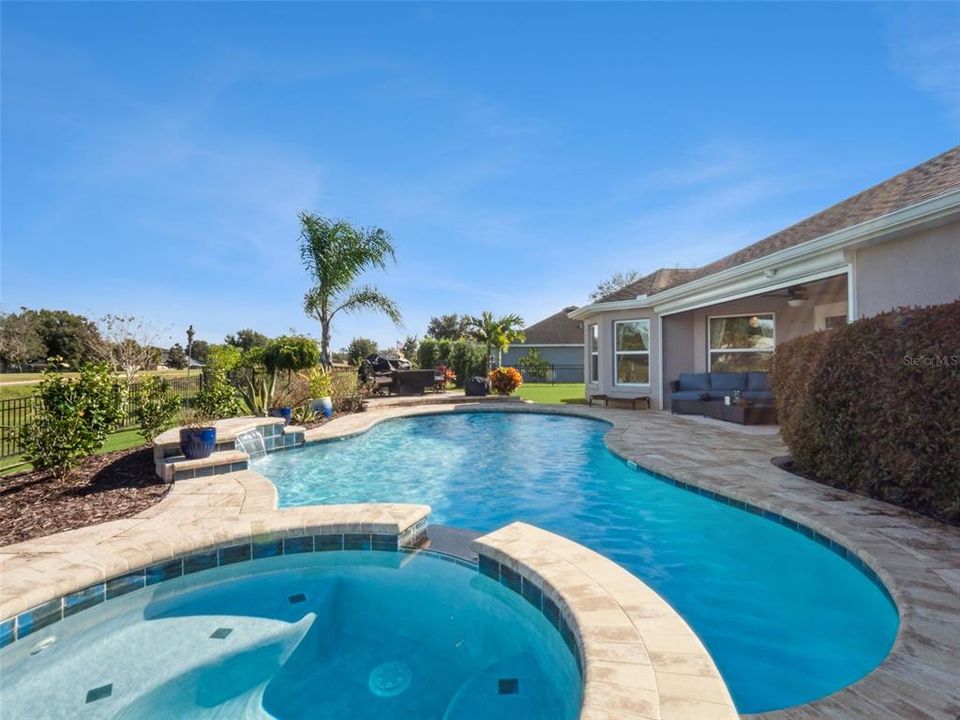 Active With Contract: $485,000 (4 beds, 2 baths, 1759 Square Feet)