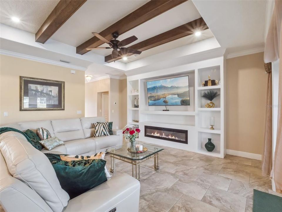 Active With Contract: $485,000 (4 beds, 2 baths, 1759 Square Feet)