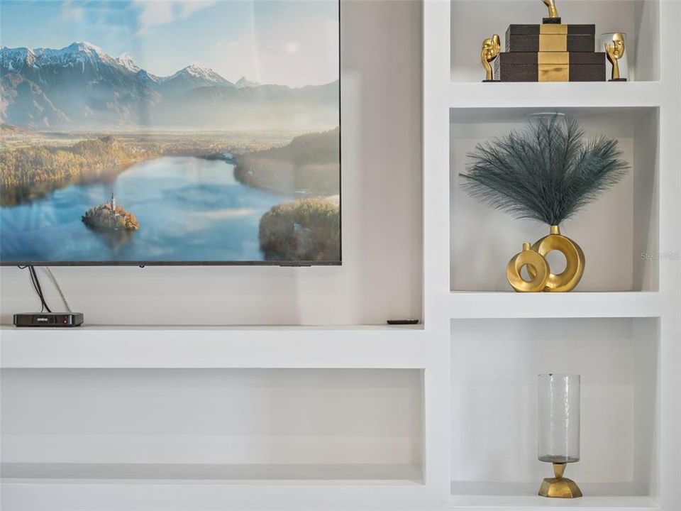 Active With Contract: $485,000 (4 beds, 2 baths, 1759 Square Feet)